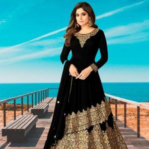 🛍️ Indian WomenbMaxi Dresse